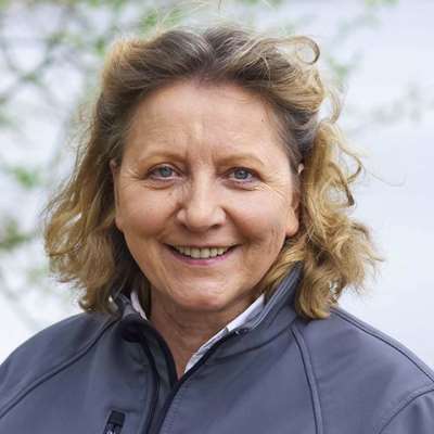 Benett-Sturies, Anne