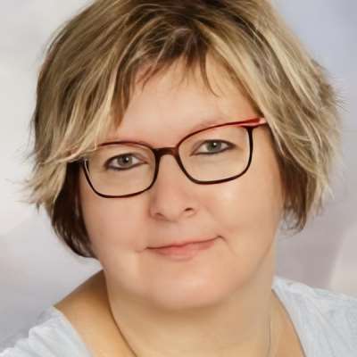 Beyer, Bettina