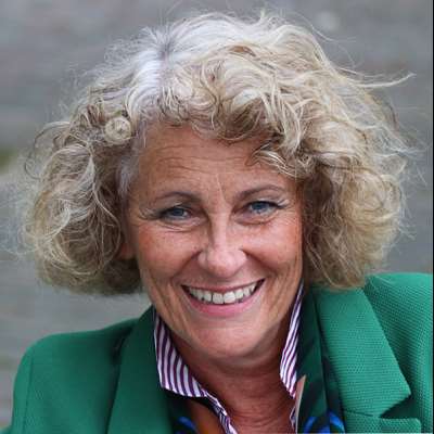 Schönheit, Hiltrud