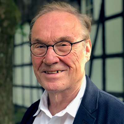 Knauf, Tassilo